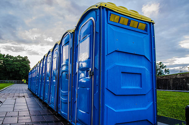 Best Portable restroom trailer rental  in Havana, FL